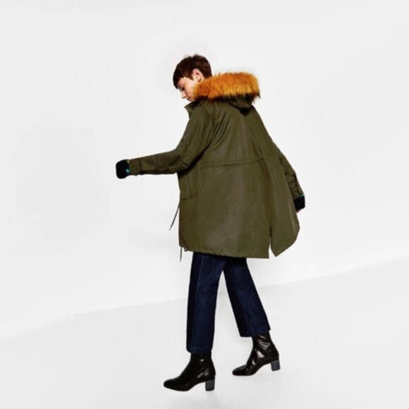 EUC Zara green parka with detachable yellow gold faux fur interior and hood trim - Picture 4 of 9